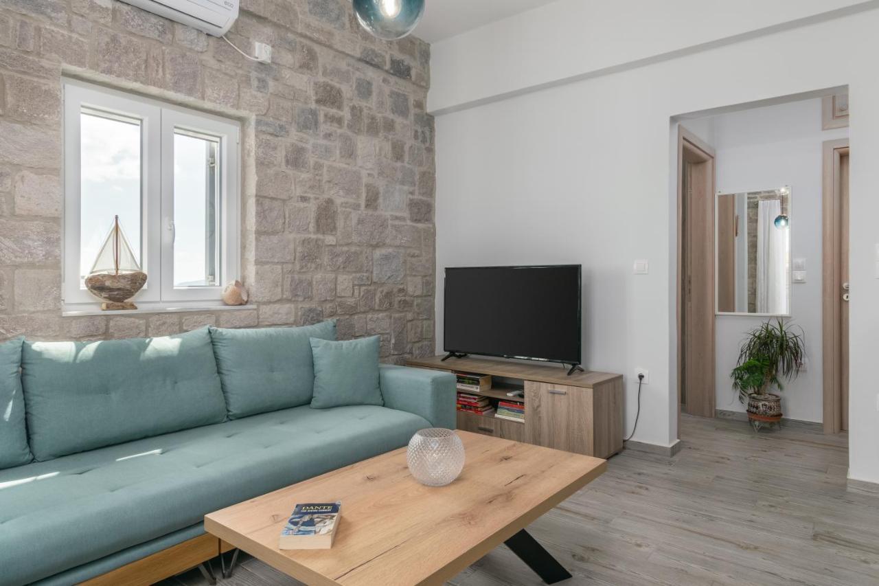 Balliu Apartment Triovasálos 外观 照片